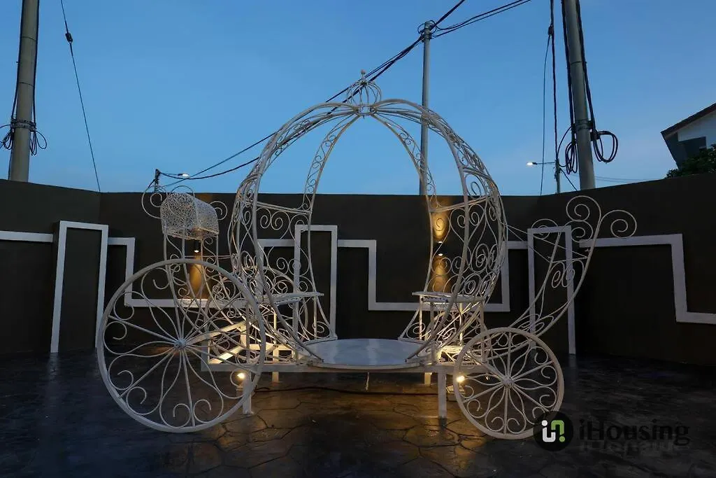 فيلا ملقافي Giganticpool/Jacuzzi/Ktv/Cheng Area By I Housing 0*, ملقا ماليزيا