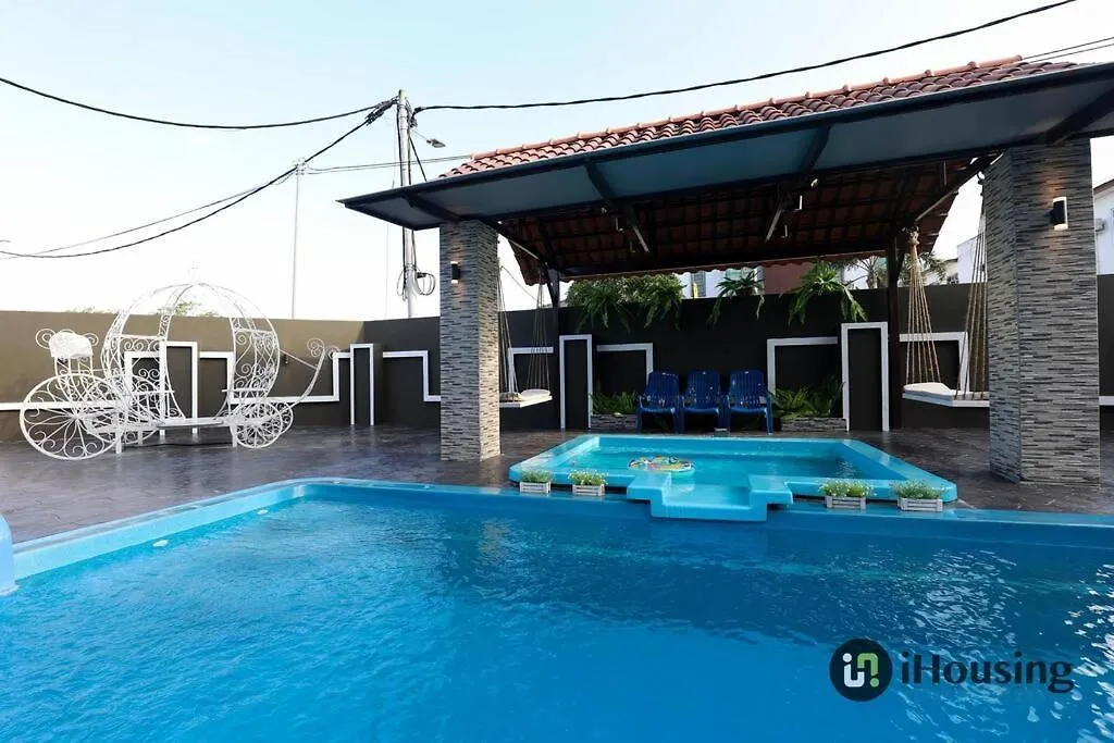 Vila Giganticpool/Jacuzzi/Ktv/Cheng Area By I Housing Malacca 0*,  Malajsie